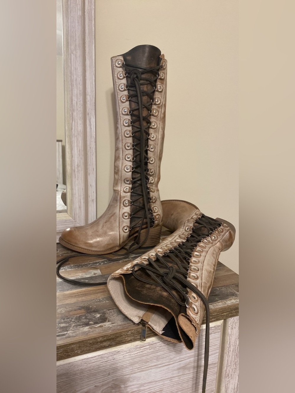 Excellent Freebird Chapelle Taupe Multi | Size 9 - Picture 8 of 11